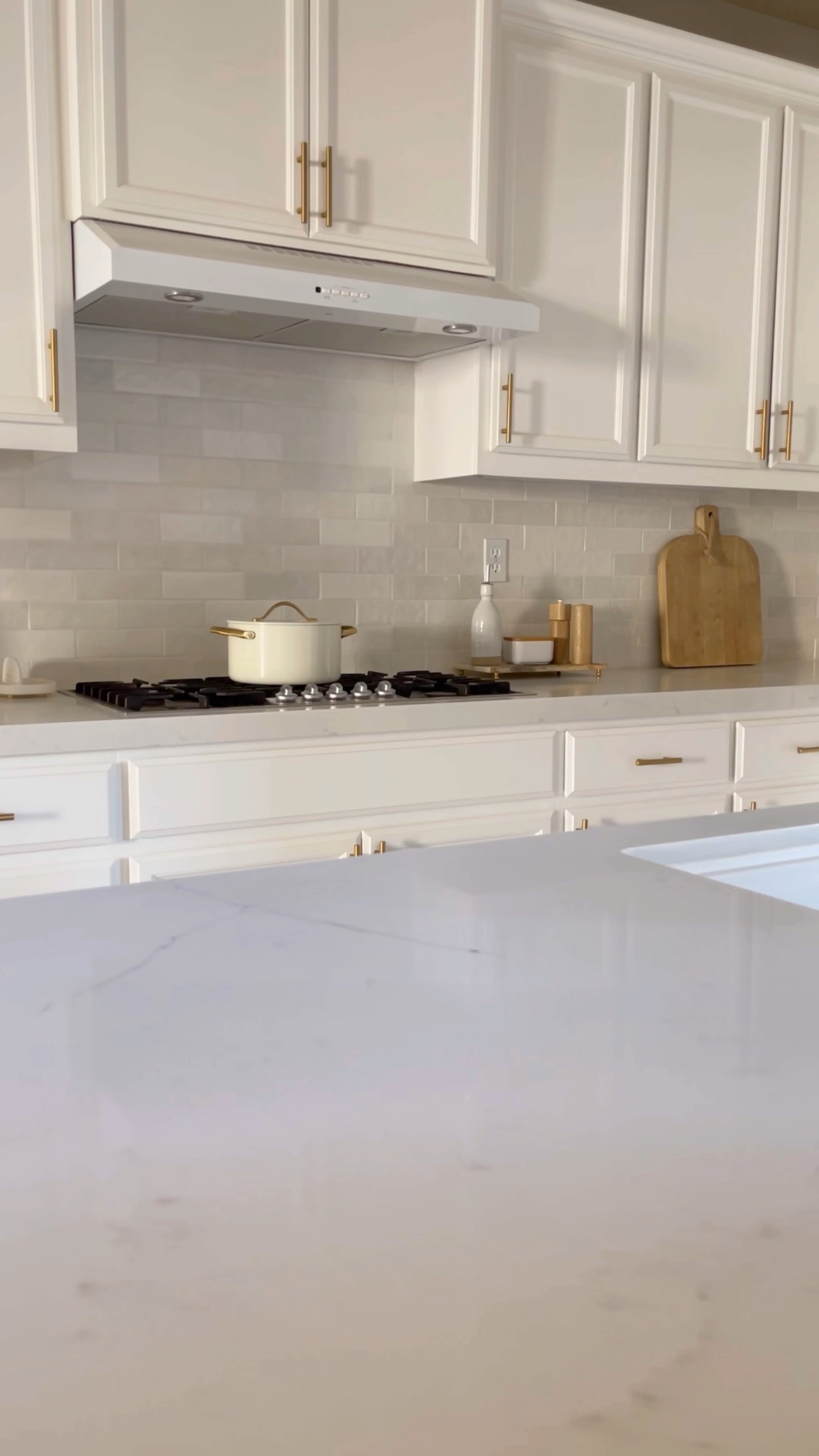 Kitchen Tray Styling 

#LTKhome #LTKSeasonal