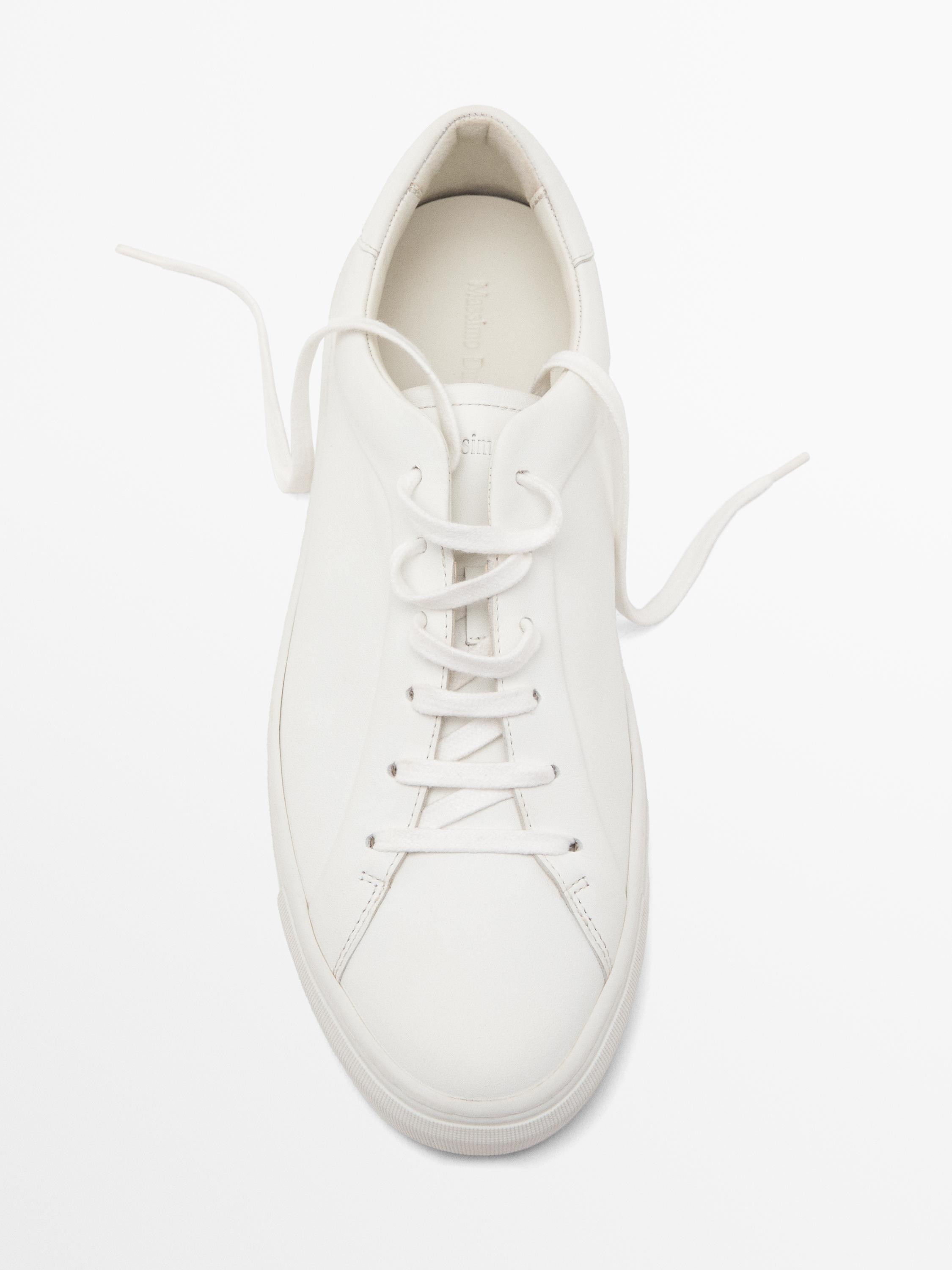 VIEW LOOK
Split suede trainers

 $180  Colour  White  Add to basket | Massimo Dutti US