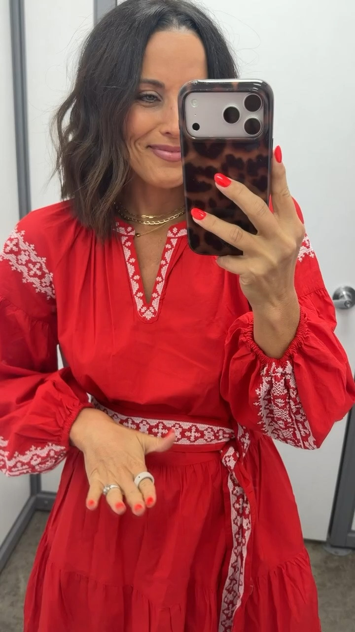 This Walmart dress is giving designer vibes without the designer price ❤️🤍

The embroidery details, the bold red color, and that flattering fit had me sold.

Size XS
5’3 for reference

#walmartfashion #walmartfinds #summerdress #affordablefashion #reddress #walmartstyle #vacaystyle #ltkstyle #summeroutfit #budgetfashion
