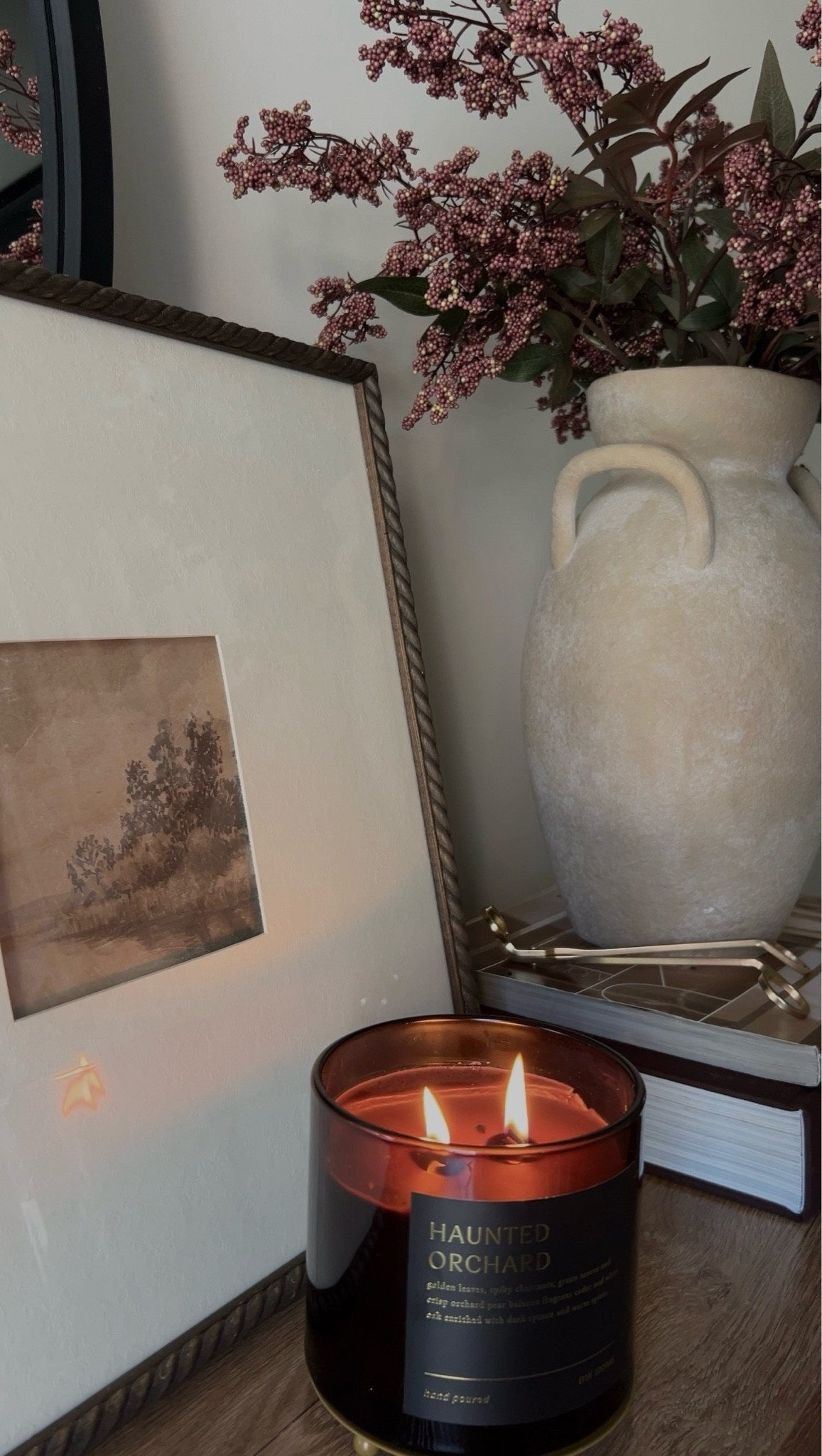 Minimal fall entryway decor 
Amazon. Hobby lobby. Home decor finds. Seasonal

#LTKSeasonal #LTKHome