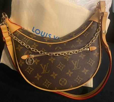 LV loop Monogramm, luxe for less. 🤎🤎#dhgatebags #dhgatefind 

#LTKeurope #LTKitbag