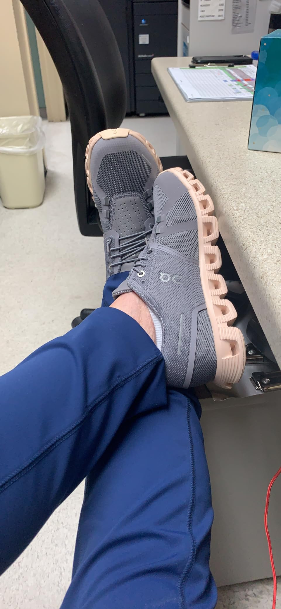On Women's Cloud 5 Sneakers | Amazon (US)