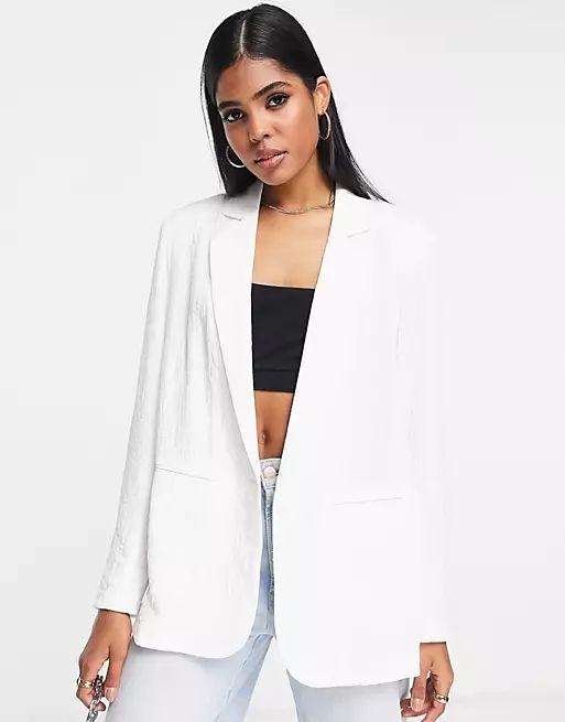 Urban Revivo relaxed blazer in white | ASOS (Global)