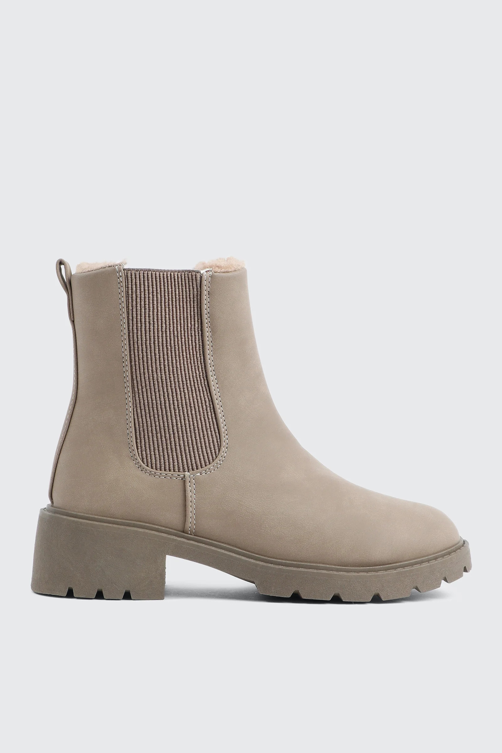 Warm-Lined Chelsea Boots | Ardene