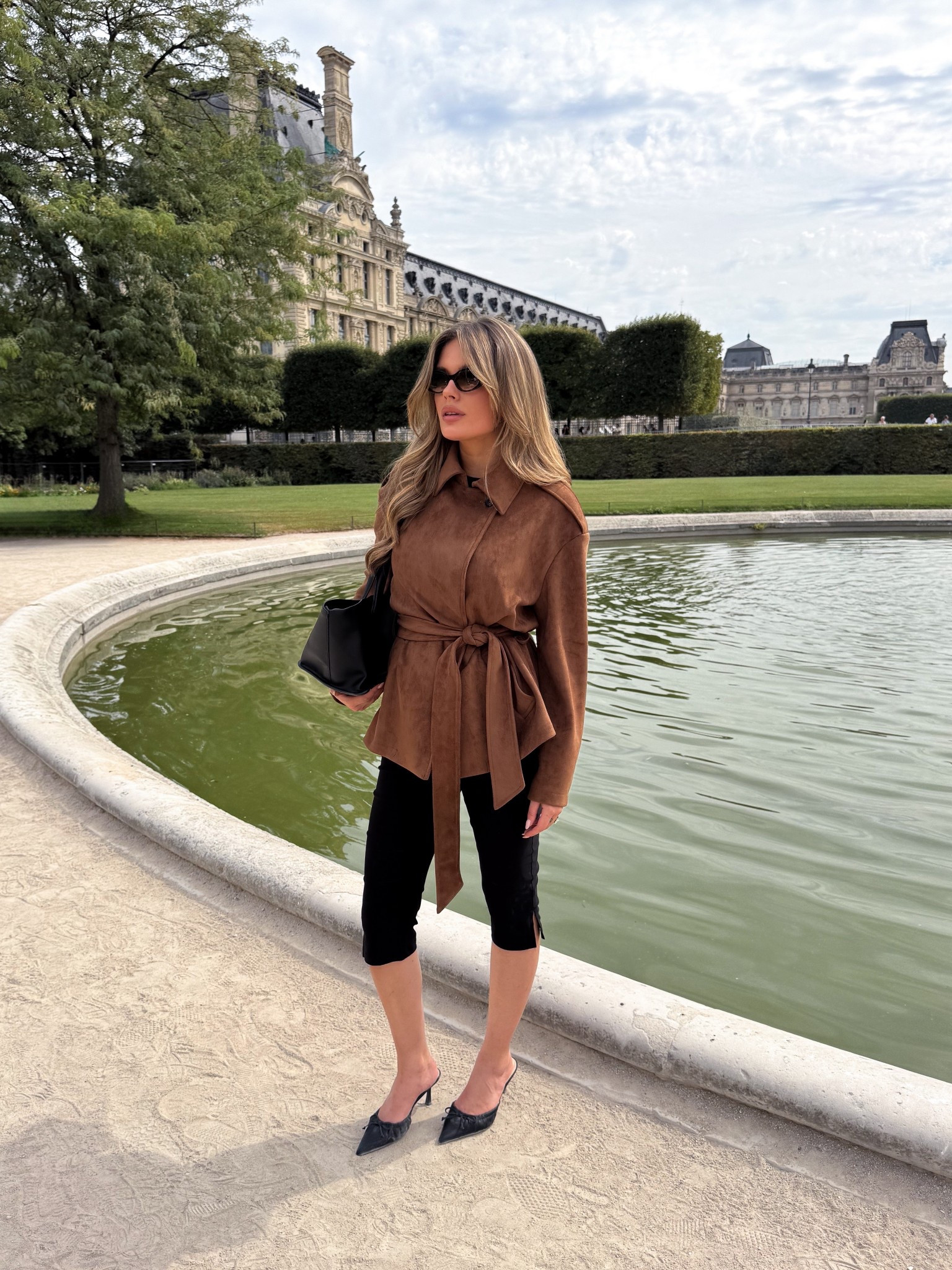 Suede cropped trench coat 

#LTKwinter #LTKautumn #LTKuk