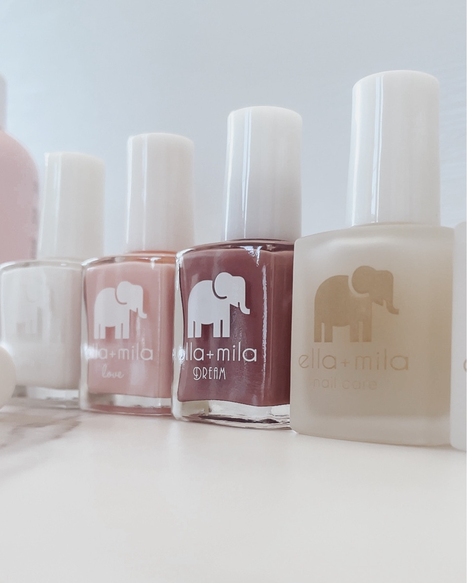 ella + mila nail polish SALE at CVS!

spend $25 and get $10 off your purchase (only at CVS!)



beauty
nail polish 
nails
natural nail polishh
