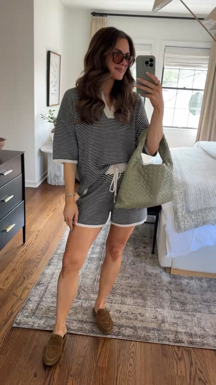 OOTD - such a comfy set for at home, errands, or a vacation. Love that it can be dressed up or down

code: LAURENR20 for my shoes & sitewide

#LTKdayinmylife #LTKootd