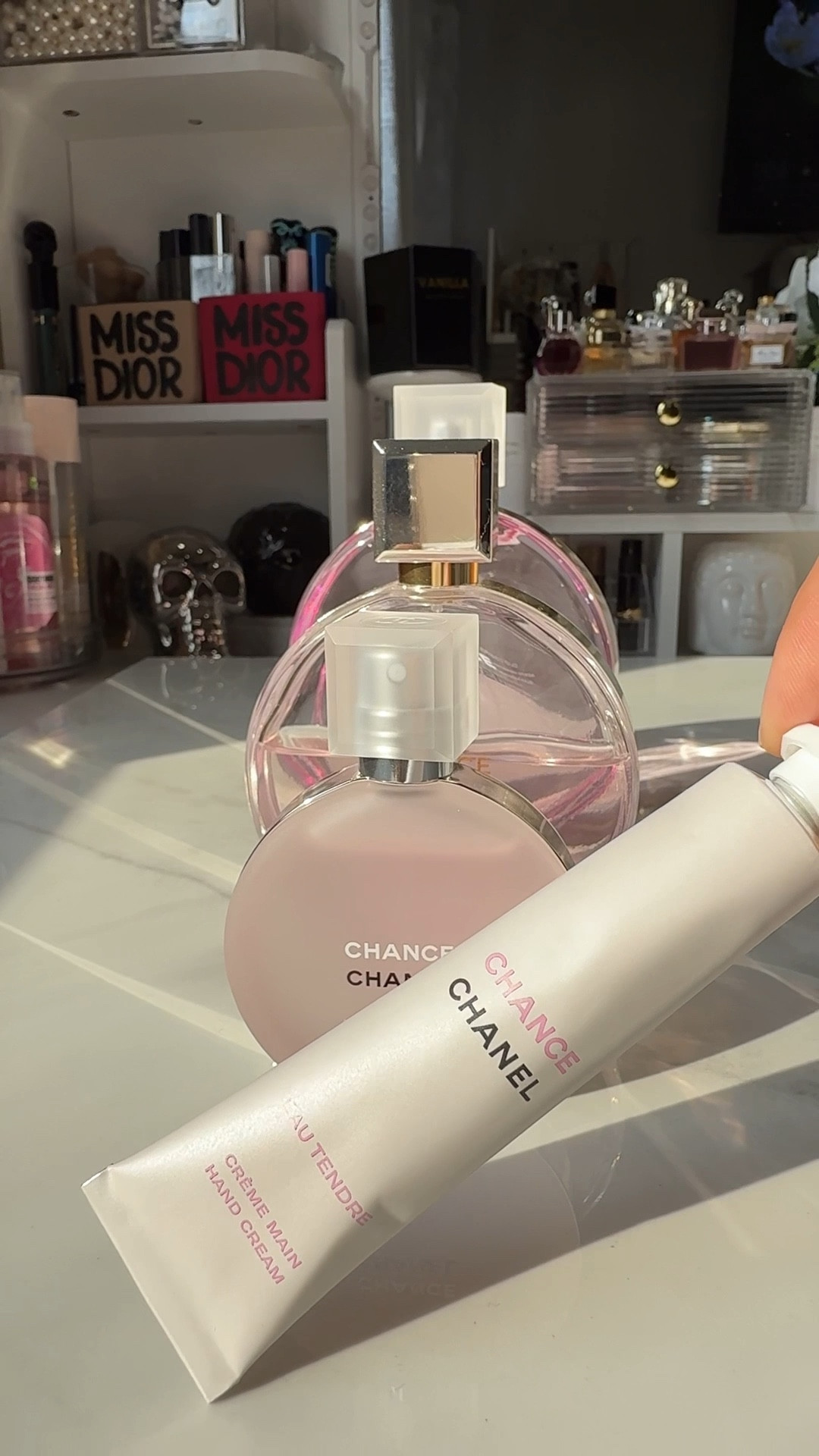 Chanel Chance Eau Tendre perfume is a Floral Fruity fragrance. Top notes are Quince and Grapefruit; middle notes are Hyacinth and Jasmine; base notes are Musk, Iris, Virginia Cedar and Amber.  It’s a great fragrance for everyday and it comes in so many variations.  I have the parfum oil, the parfum, the hair mist and the crème.  

It has long staying power but its fragrance is not overwhelming or overpowering, just soft with a little bit of spice.

#LTKU #LTKBeauty #LTKStyleTip