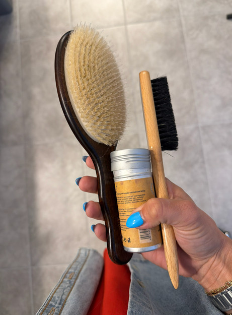 My little hair care trio for keeping things smooth, polished, and put together ✨ A good brush, a boar bristle brush for that extra shine, and a little styling essential are all it takes to make my hair routine feel way more intentional. Hair care, but make it cute. 💆‍♀️✨🤎

#HairCareRoutine #HairCareEssentials #HairBrush #BoarBristleBrush #HairStyling #HealthyHair #HairTools #EverydayHairCare #BeautyEssentials #LTKBeauty 

 #LTKBeauty