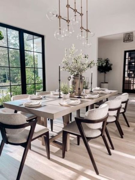 In LOVE with this more minimal and  modern organic vibe of this modern farmhouse dining room.
Modern dining room table, modern dining room chairs, organic modern dining room.
#moderndiningroom
#organicmodernhomedecor #organicmodernhome #modernfarmhousediningroom
#modernfarmhousedecor

#LTKstyletip #LTKhome #LTKsalealert