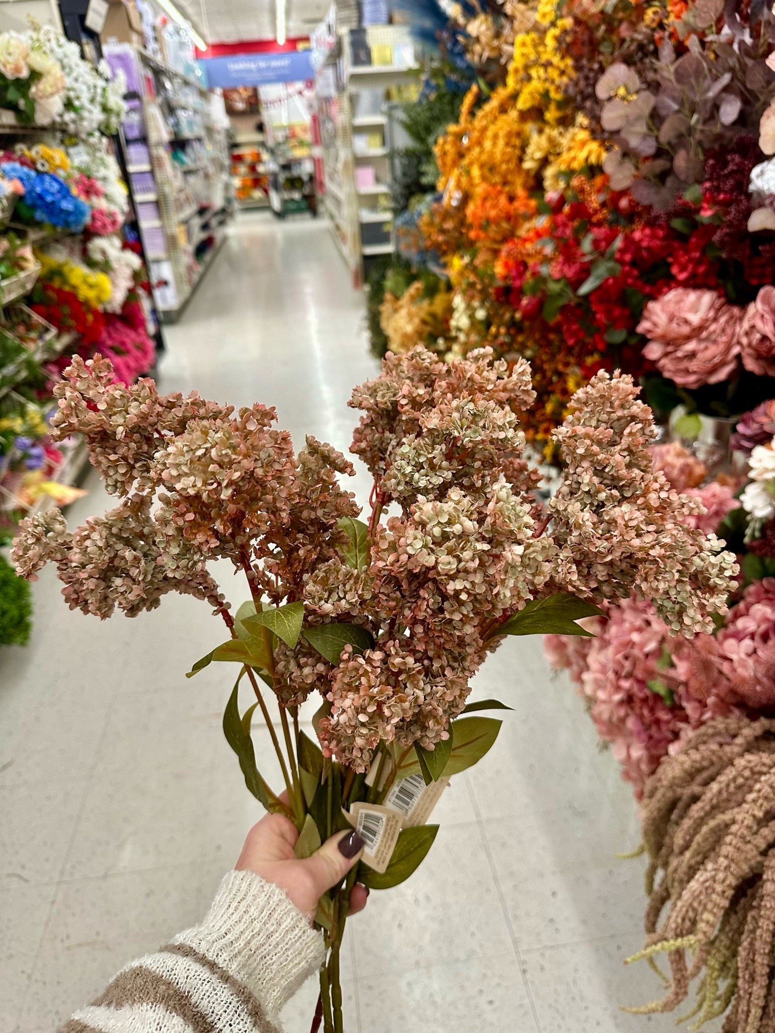 I have never seen any faux florals like these ! They are  dried hydrangea that look pink with a little bit of blue mixed in, stunning for fall or any season ! Michael’s find

#LTKSaleAlert #LTKHome #LTKSeasonal