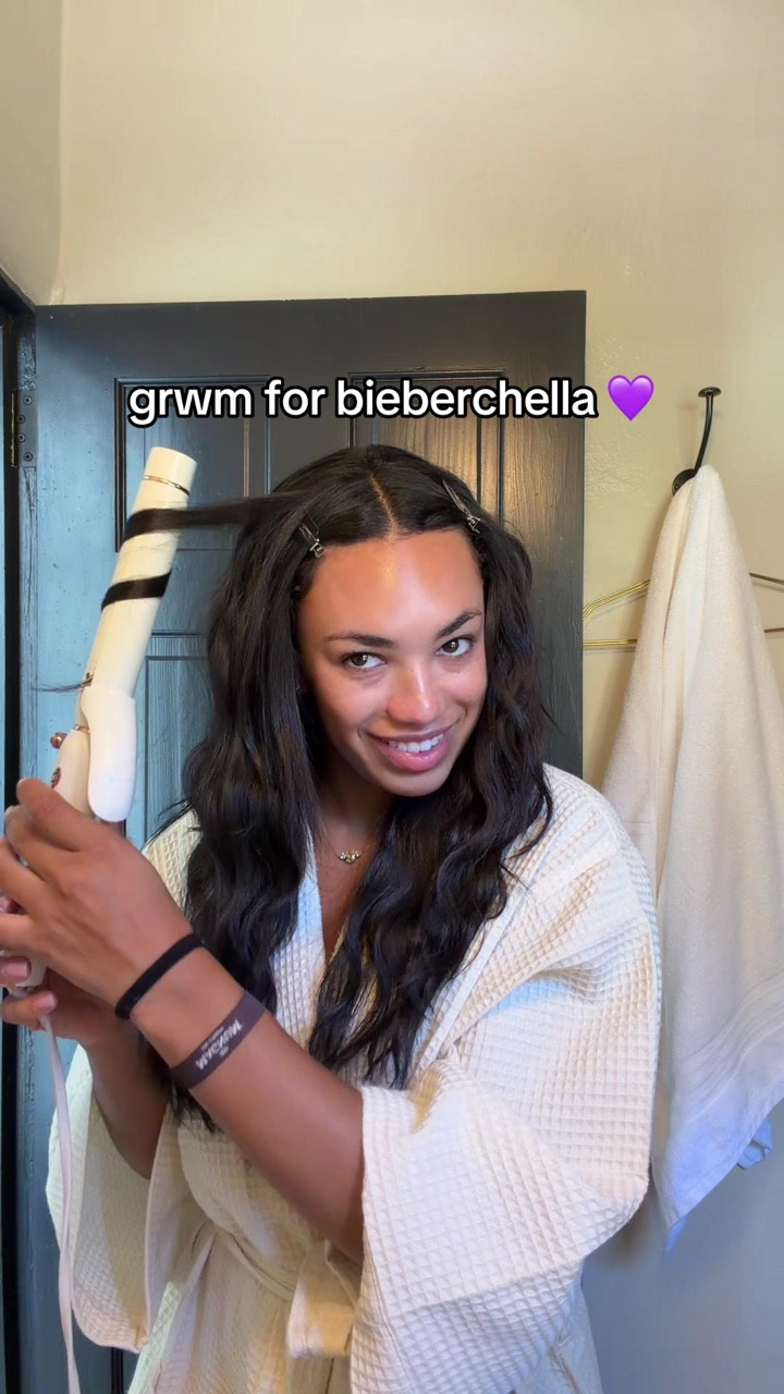 30 is sneaking up on me #bieberchella

#LTKgrwm #LTKFestival #LTKBeauty