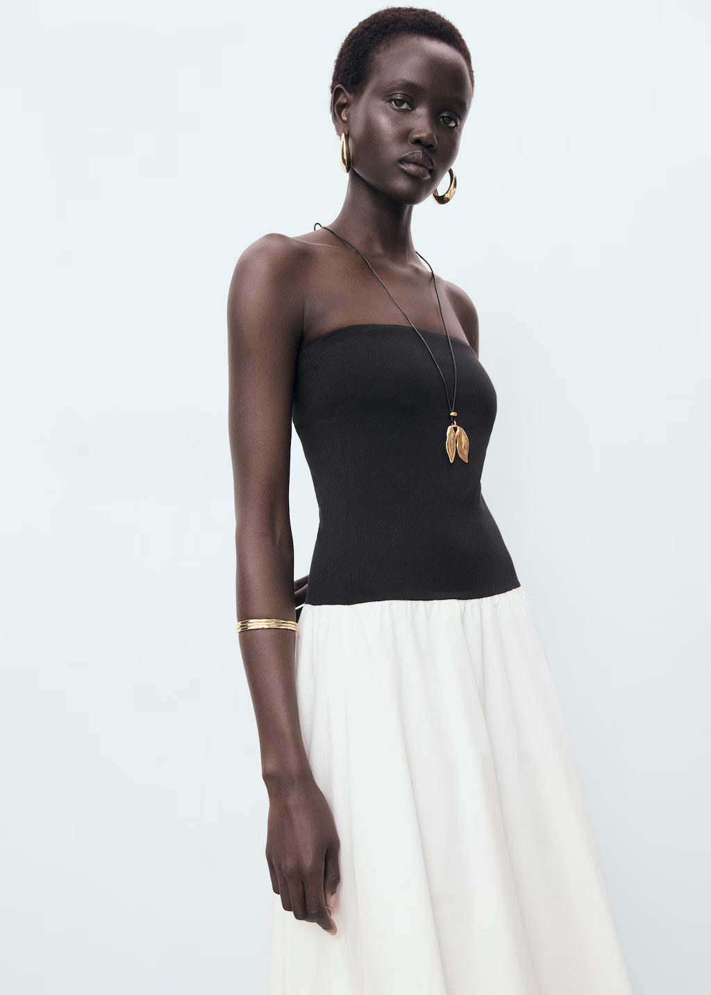 Balloon-effect strapless dress - Women | MANGO United Kingdom | MANGO (UK)
