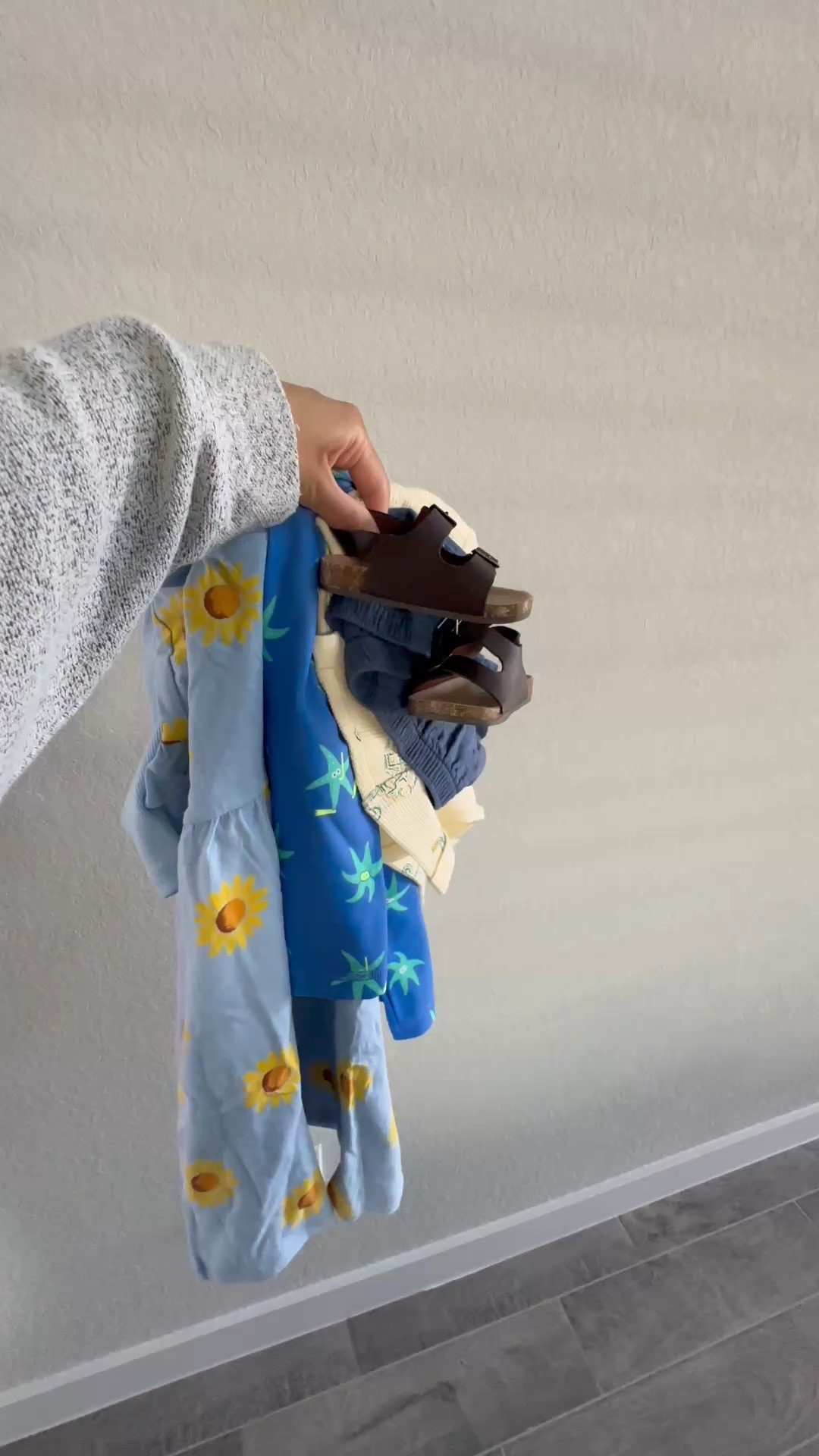 my Baby & Toddler Old Navy and Gap picks for Spring/Summer🌸🌷🌼☀️🪁🌊🦀

#oldnavy #toddler #gap #spring #summerr

#LTKBaby #LTKKids