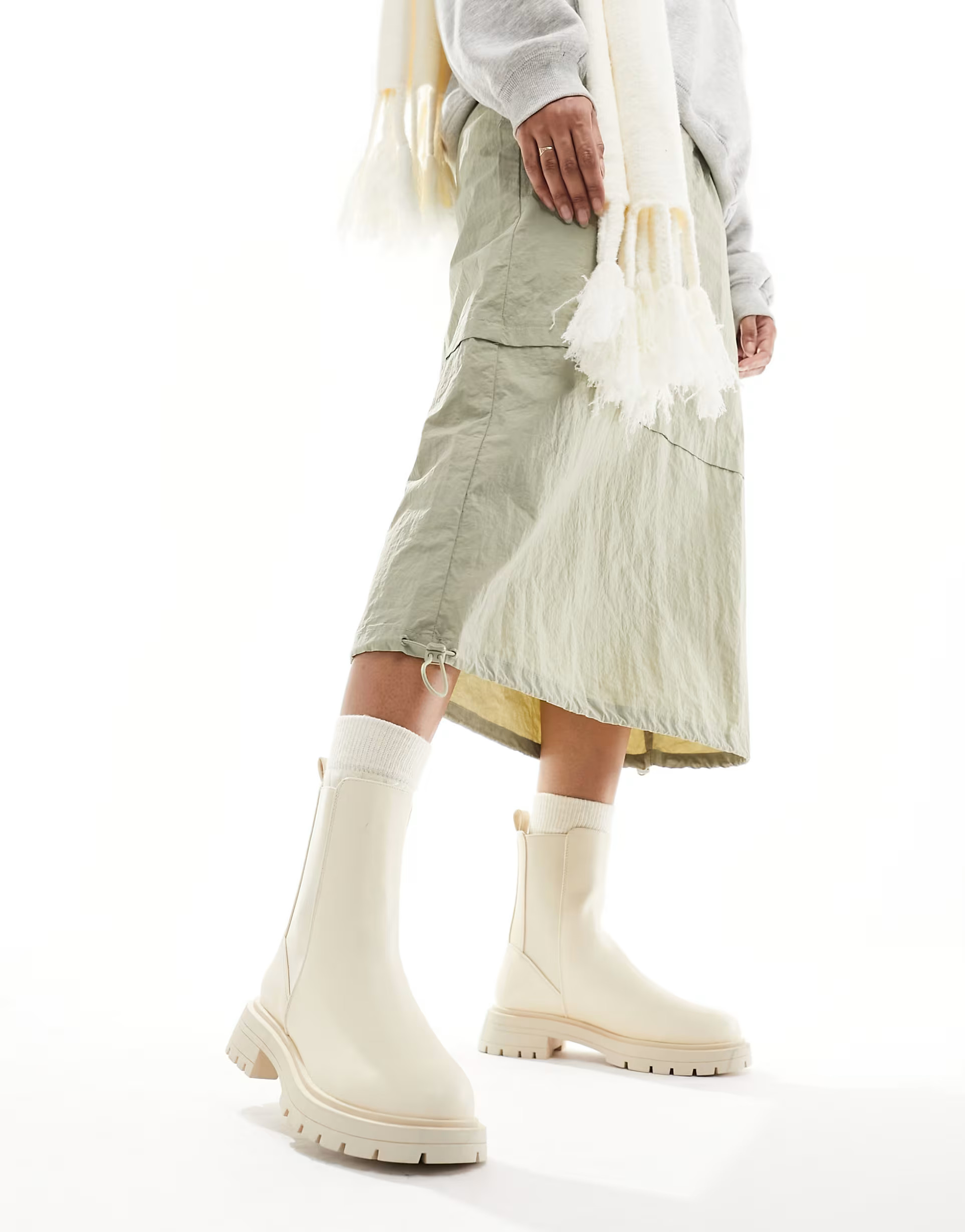 ASOS DESIGN Wide Fit Alfie chunky chelsea boots in off-white | ASOS (Global)