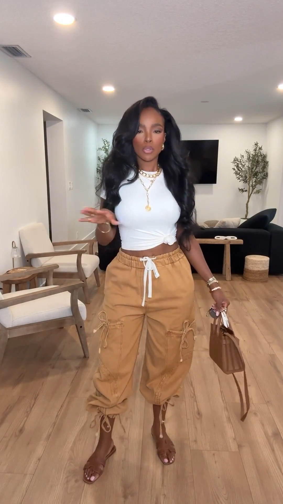 Scroll to shop! ✨ Everything from this look is linked below. 👇🏽    

Wearing: Size Small | 5’4” | 140 lbs | Denim 2 Long

📲   Download the FREE LTK app & follow me (@kirasfashionfinds) to shop all my daily finds.  #LTKootd #LTKPetite #LTKU