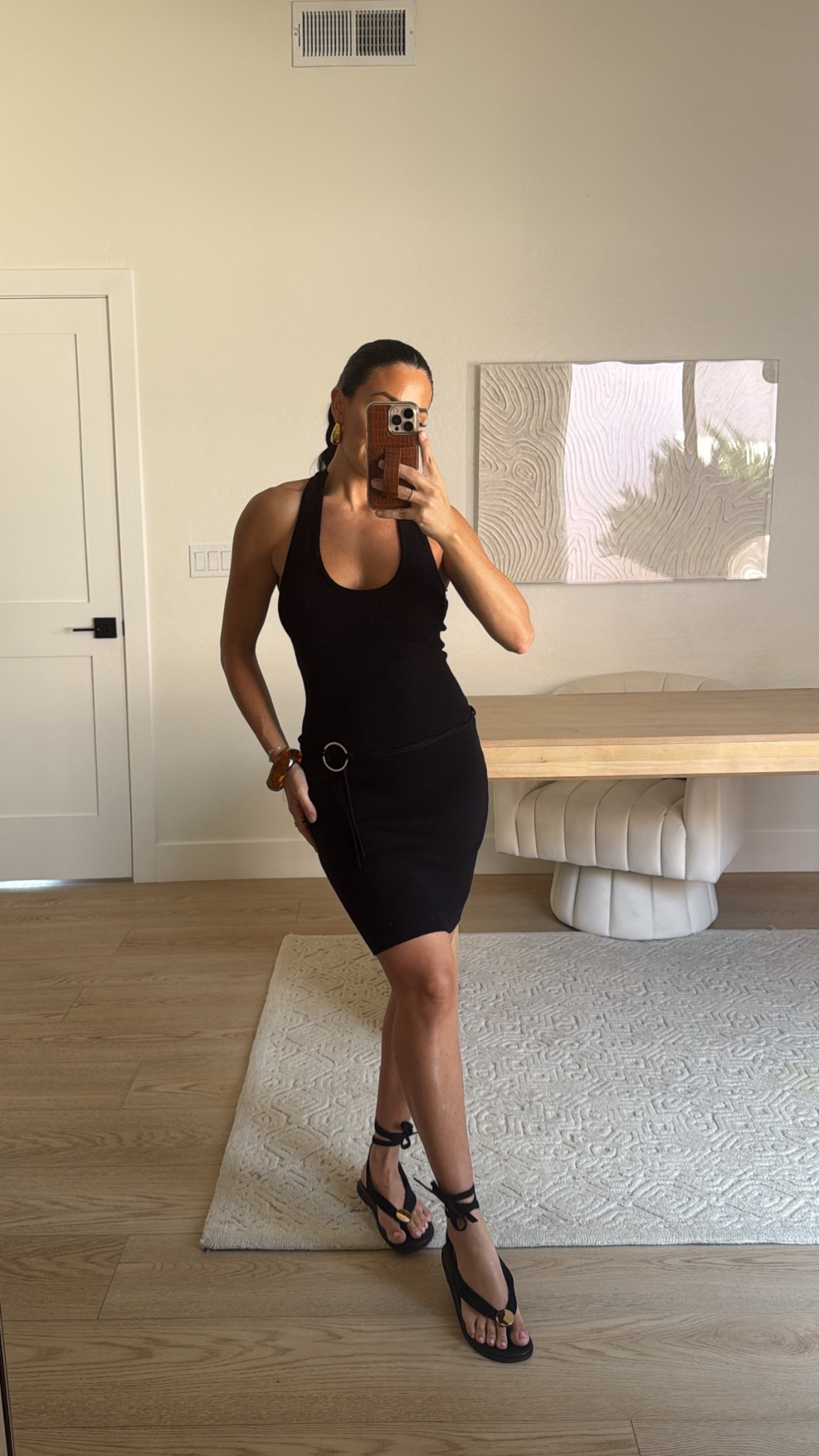 Walmart festival dress size XS // very stretchy! 

Walmart finds 
Black dress size XS
Bodycon dress 


#LTKSeasonal #LTKFestival #LTKootd