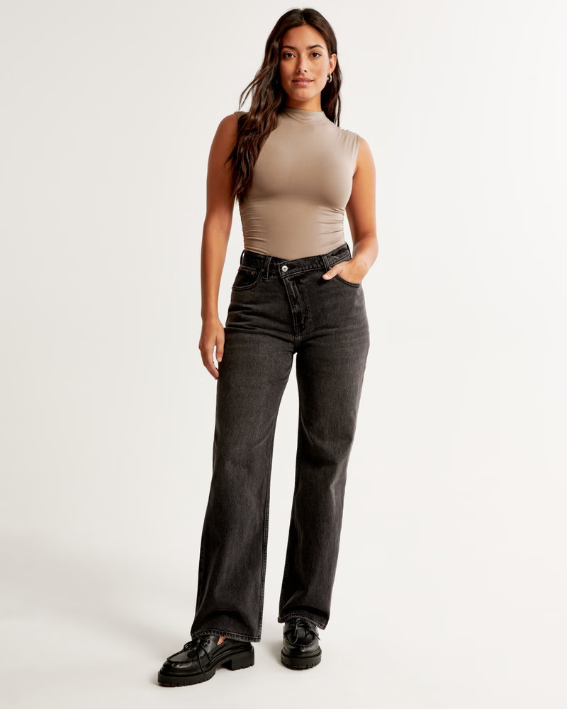 Curve Love High Rise 90s Relaxed Jean | Abercrombie & Fitch (US)