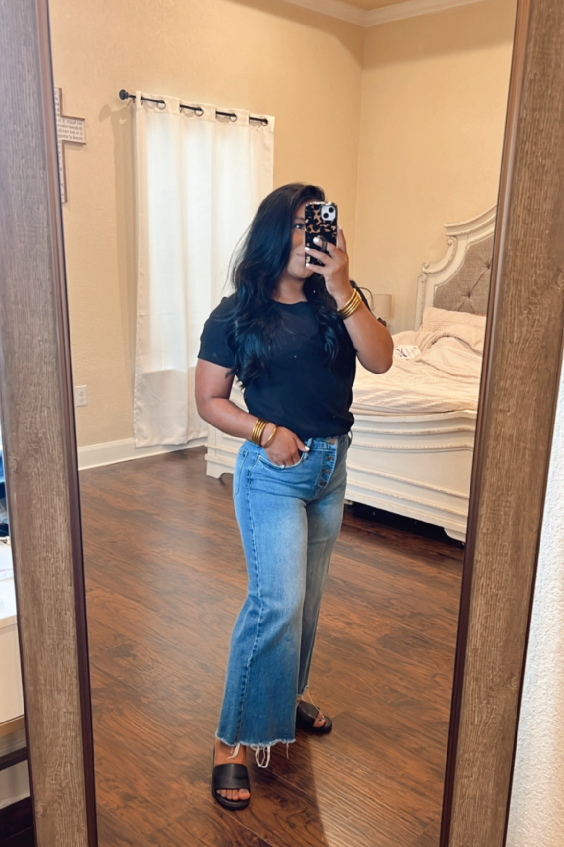 Rainy day ootd 
Jeans are super old from Walmart linked a similar pair size 4 
Tshirt wearing a medium but def could done my true size small 
Sandals 6 (similar pair) 

#LTKmidsize #LTKstyletip #LTKfindsunder50
