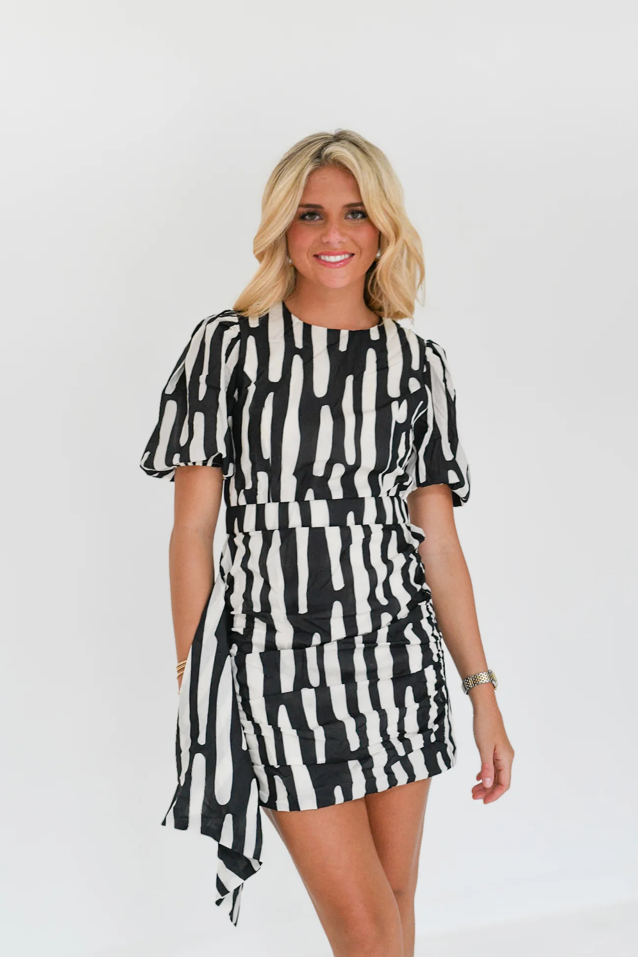 Logan Puff Sleeve Mini Dress - Black/White Abstract (PREORDER) | Fancyd Boutiqe