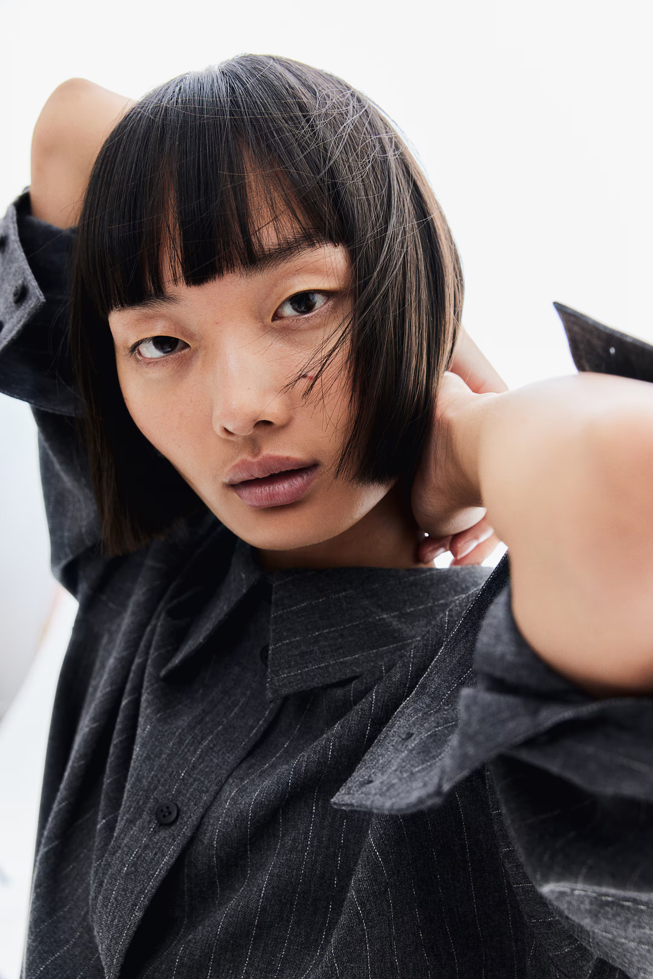 Loose-Fit Twill Shirt - Long sleeve - Long - Dark gray/pinstriped - Ladies | H&M US | H&M (US + CA)