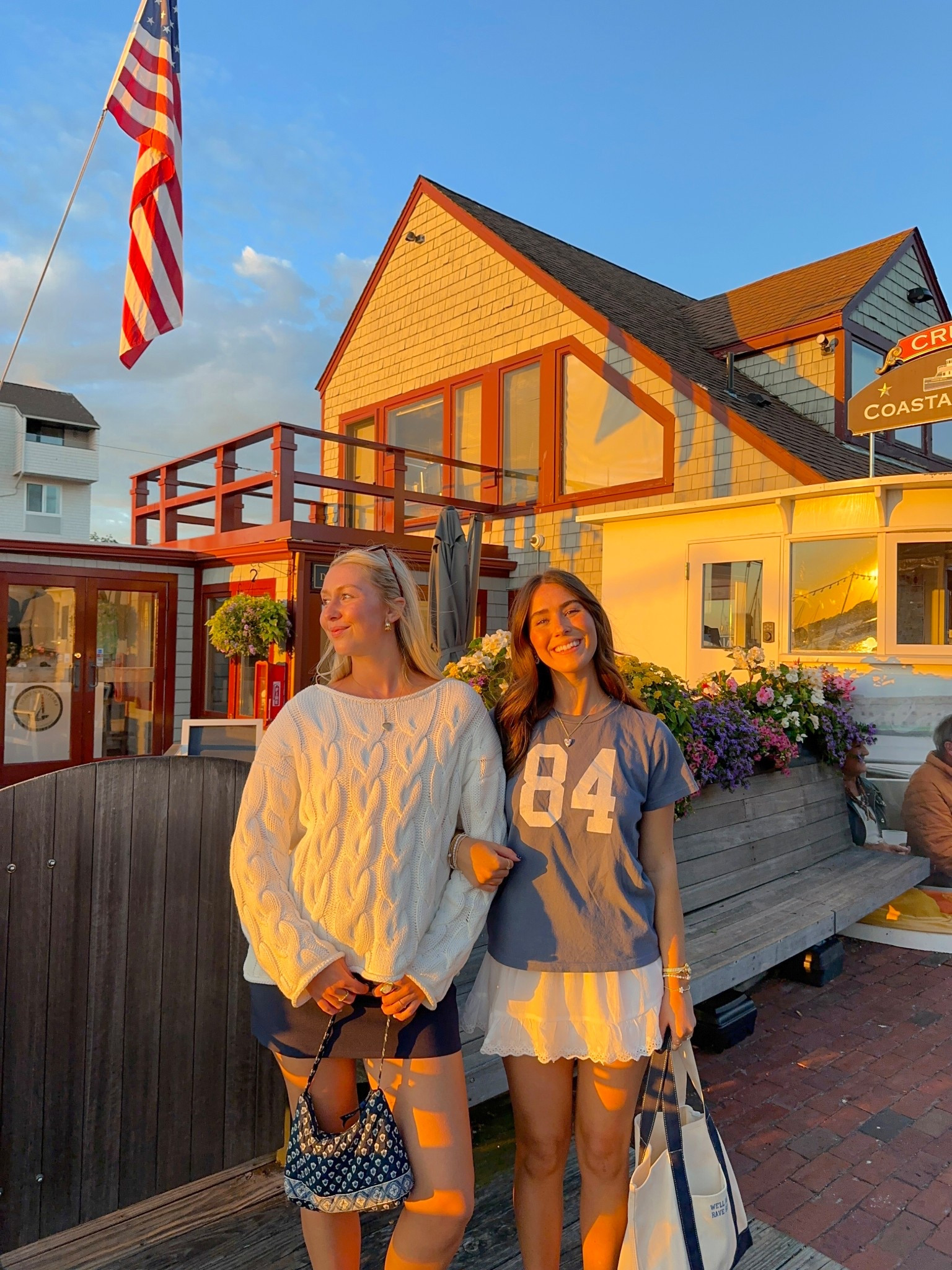 golden hour ⛵️🌞linked everything I could! Code: HILLARY for Grey Bandit! 





#LTKFindsUnder100 #LTKFindsUnder50 #LTKStyleTip