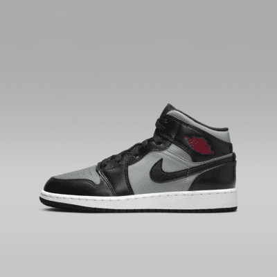 Jordan 1 Mid Big Kids' Shoes in Black | 554725-096 | Nike (US)