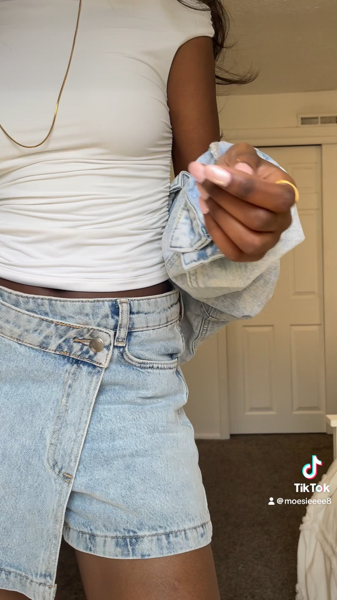 The summer wardrobe essential!! DENIM SKORT 

#LTKStyleTip #LTKVideo