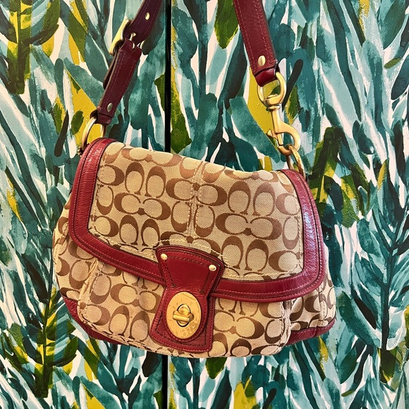 Over sholder coach purse, with inside pockets .Also flap with gold buckle | Poshmark