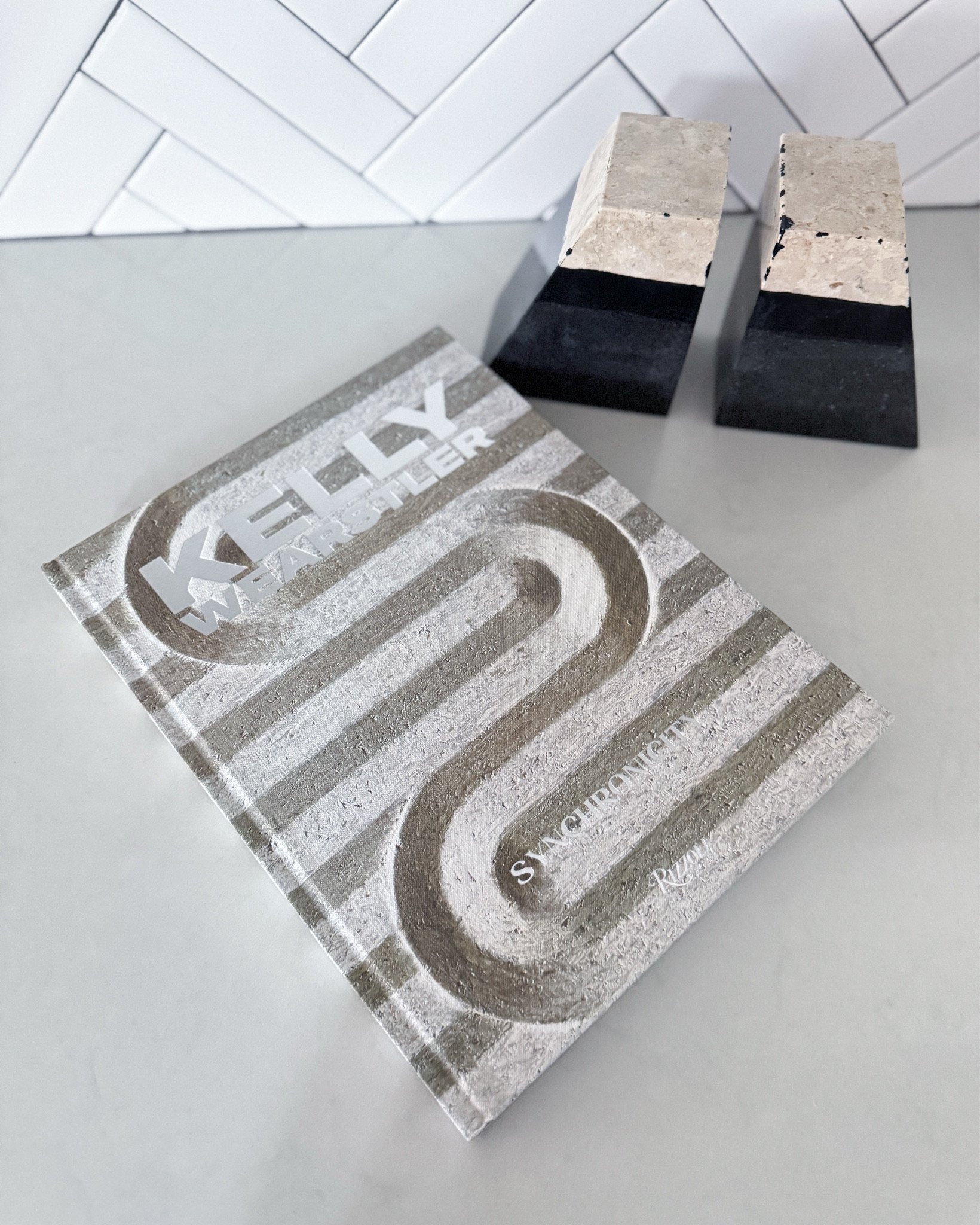 The most stunning coffee table book + book ends. Also tagging the other items I grabbed from Crate & Barrel for our spring home refresh. 

Spring Home - Home Refresh - Minimalistic Home - Neutral Home 

#LTKFamily #LTKStyleTip #LTKHome