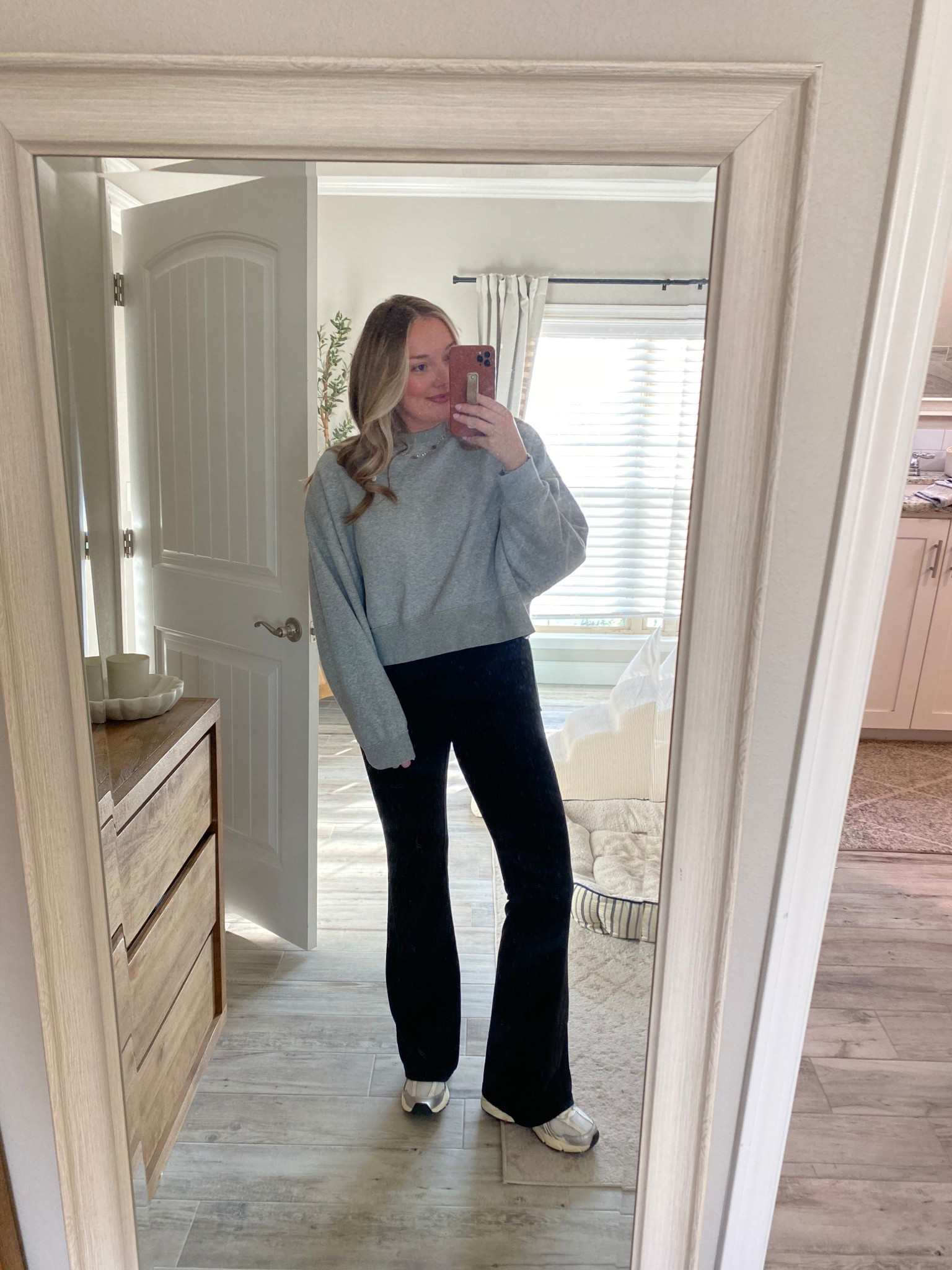 Athleisure OOTD 
Sweatshirt- M
Yoga Pants- M Tall 
Sneakers- 8

#LTKFindsUnder100 #LTKMidsize #LTKTall