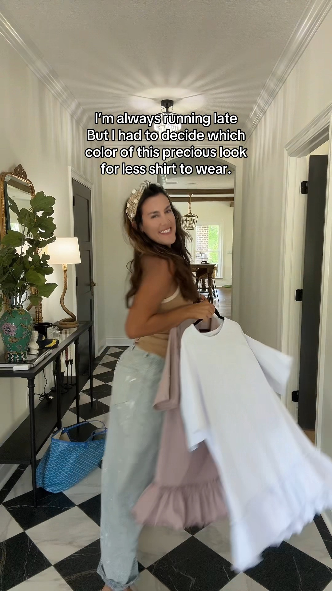 Size small in this look for less top

#LTKFindsUnder50 #LTKStyleTip #LTKVideo