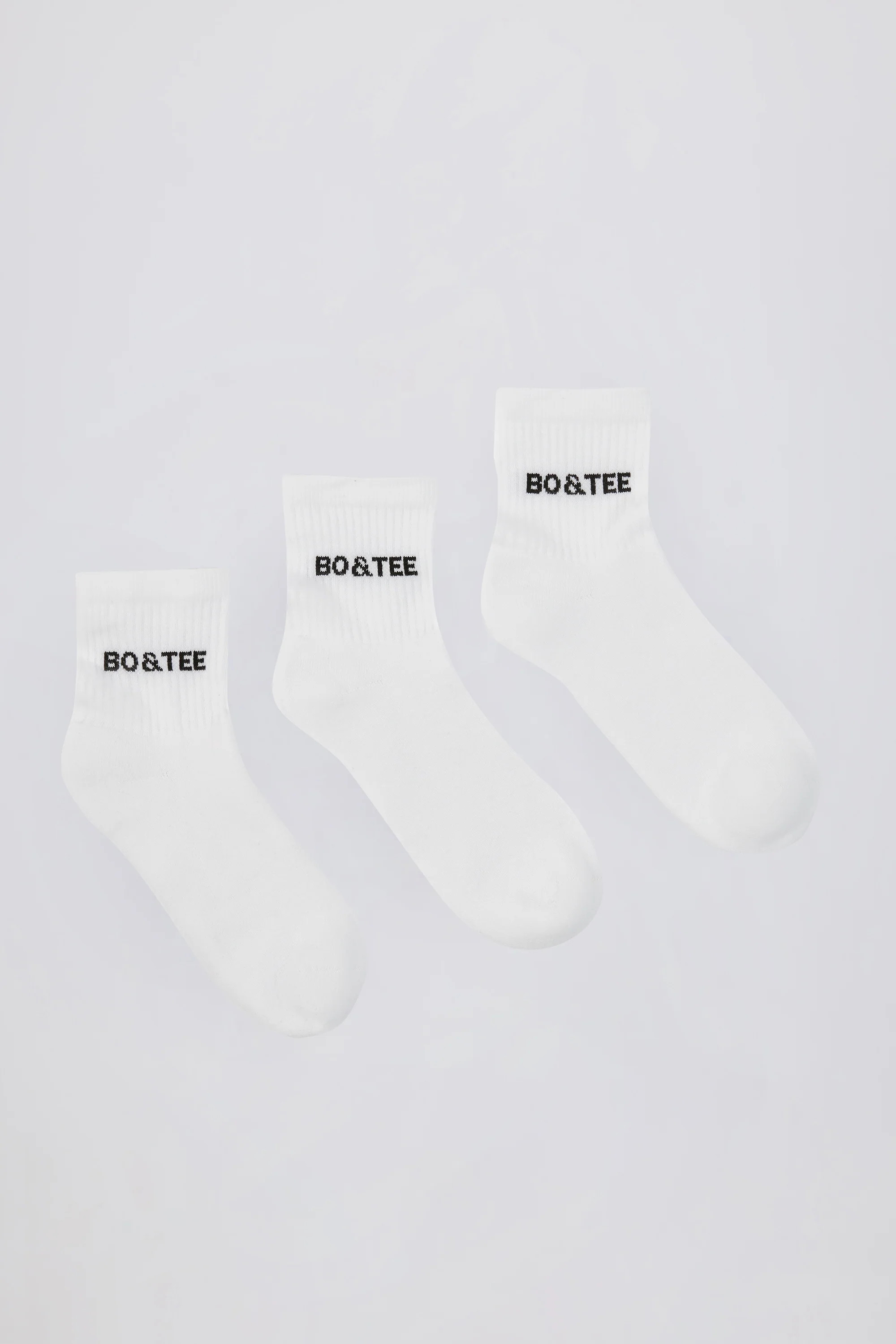 Ribbed Half-Crew Sock Bundle in White | Oh Polly