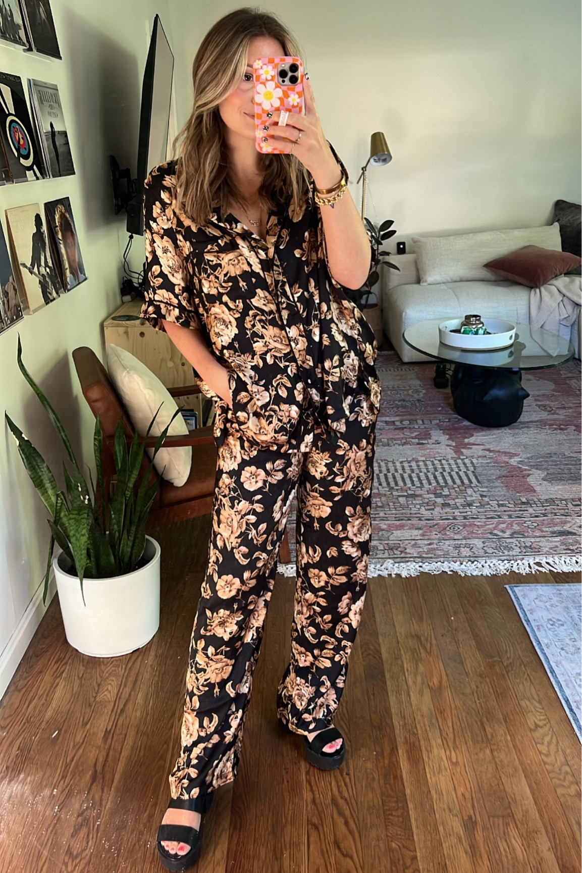 ShowPo is my favorite spot for matching sets

#LTKFind #LTKstyletip #LTKunder100