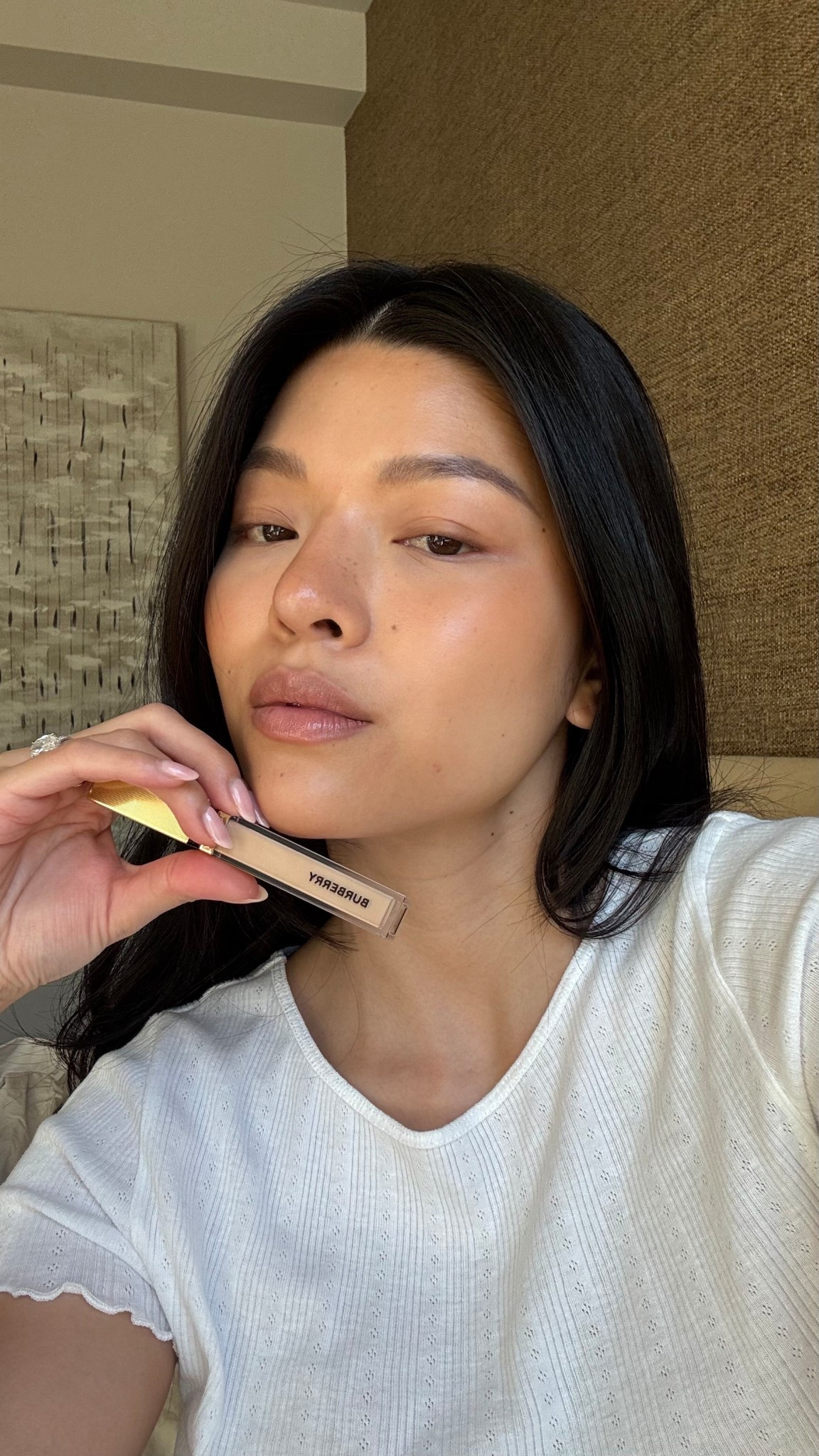 my secret to a super natural skin-like makeup using @Burberry primer, Beyond Wear Concealer and Blush #NordstromPartner #BurberryBeauty #BurberryGoddess #ThePowerWithin #Ad



