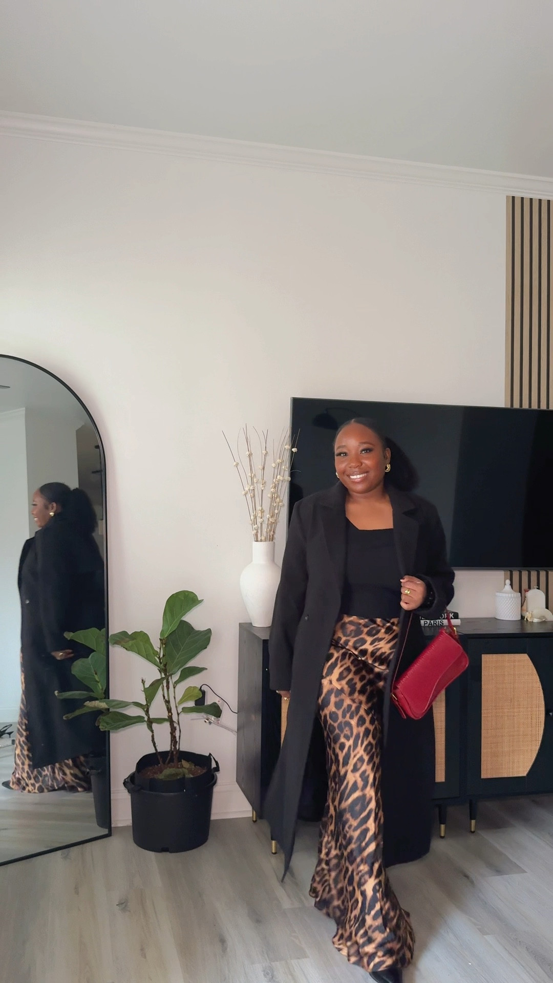 Modest winter outfit inspo


#LTKHoliday #LTKParties #LTKStyleTip