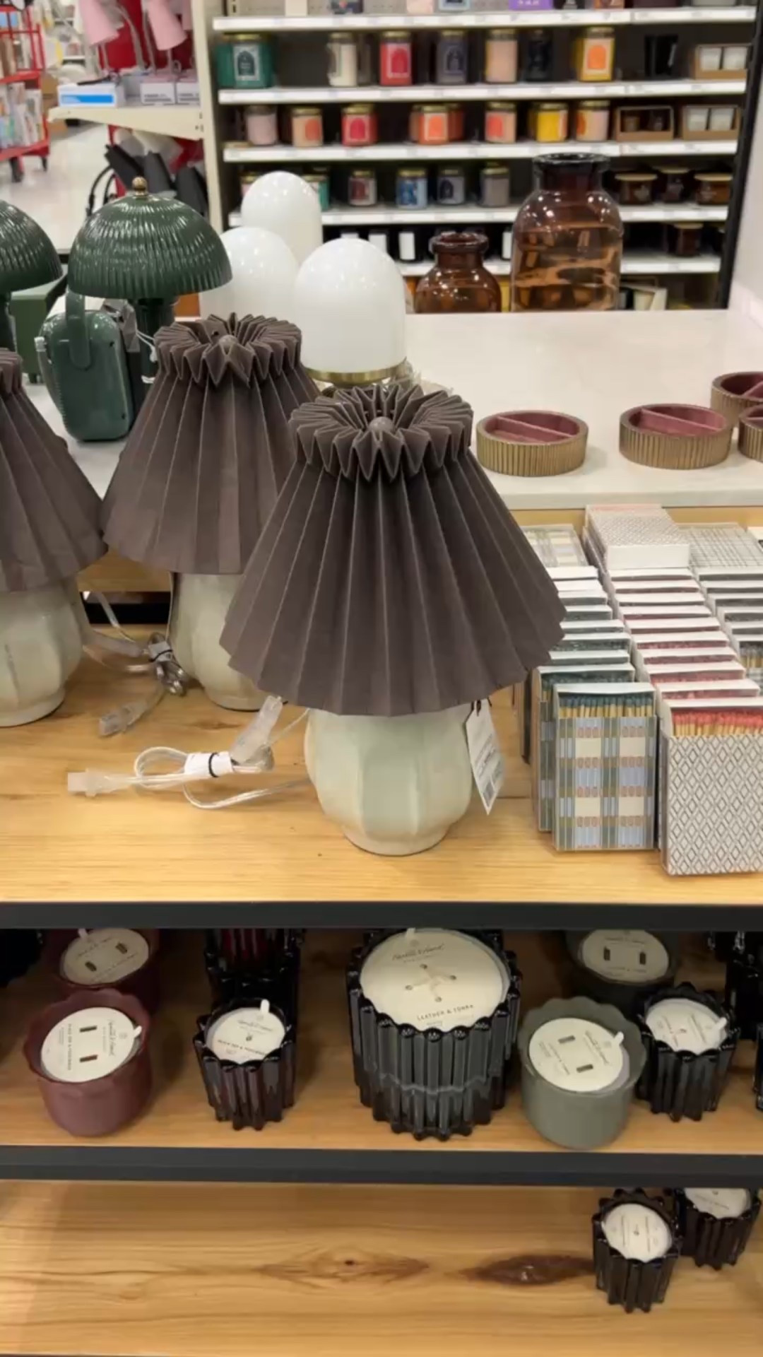 The cutest lamp from Target 🫶🏻

Lamp - Home finds - Style tips - Home essentials 


#LTKSeasonal #LTKHome #LTKStyleTip