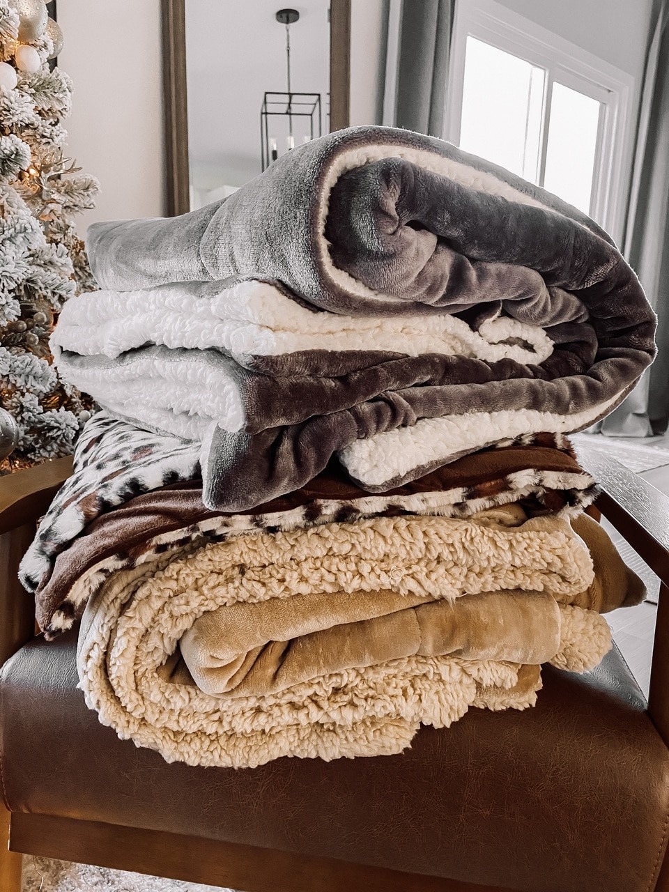 Snuggle In Reversible Blanket | Magnolia Boutique
