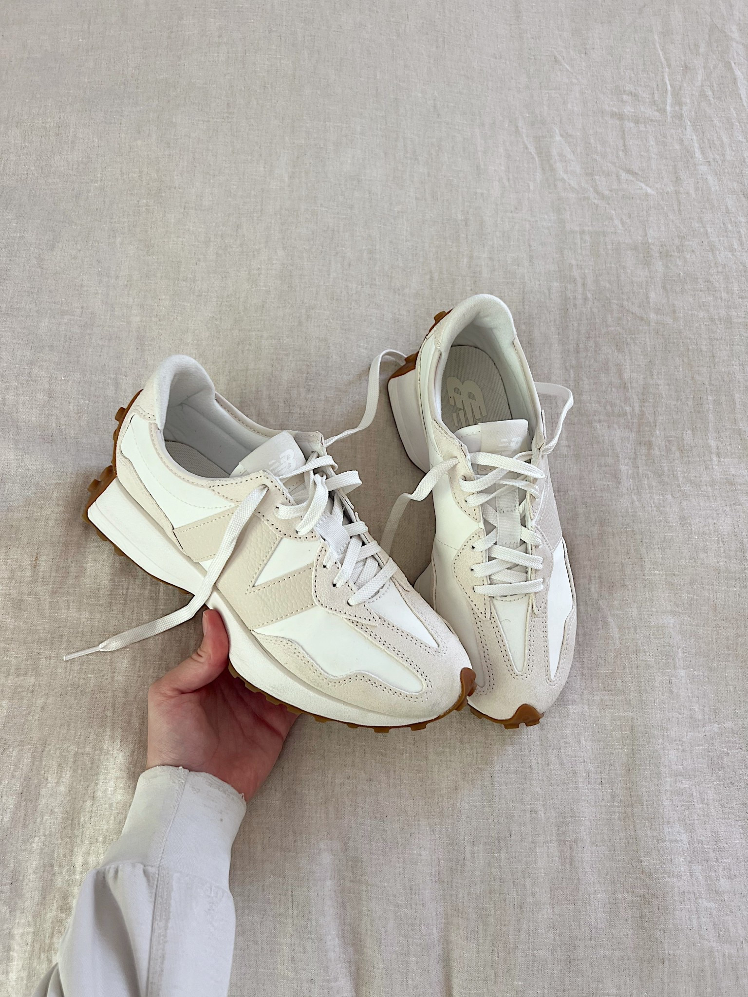 My go to shoes recently!! Of all the casual sneakers I’ve tried these new balances are the comfiest!