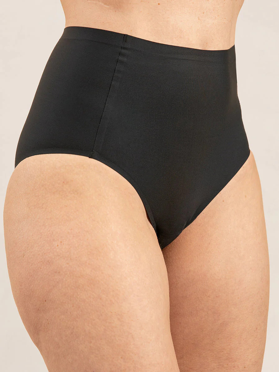Truekind Seamless Panty Shapewear Black XS - S | Shapermint