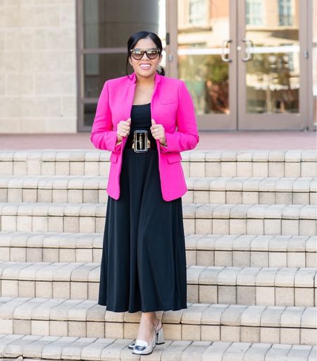 Looking for a fun blazer for the holiday season?! This hot pink blazer is the coat you’ve been looking for! 

Blazer. Pink blazer. Holiday outfit. Winter coat. 



#LTKworkwear #LTKSeasonal #LTKHoliday