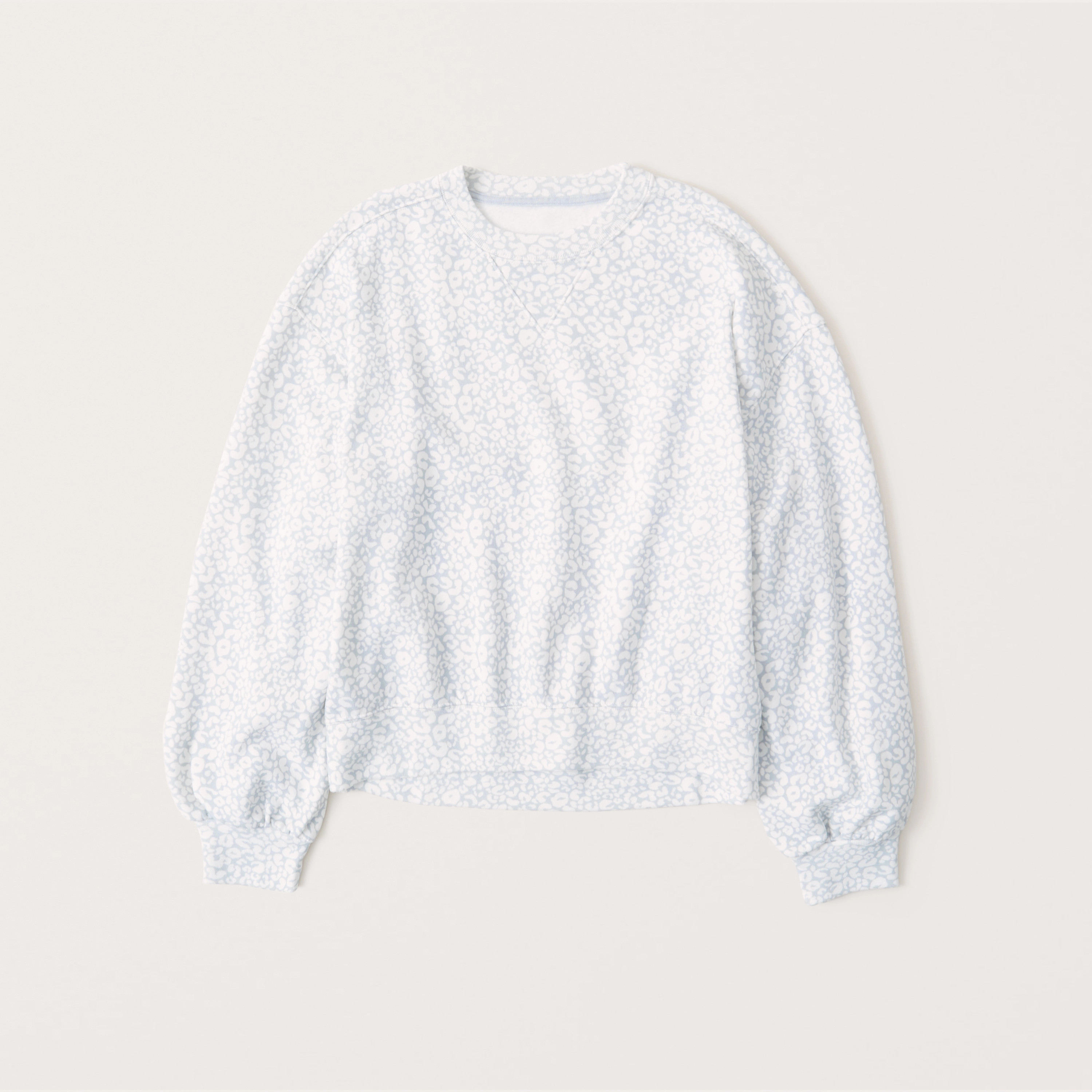 96 Hours Collection | Online Exclusive
			


  
						High-Low Pattern Crew Sweatshirt
					



	... | Abercrombie & Fitch (US)