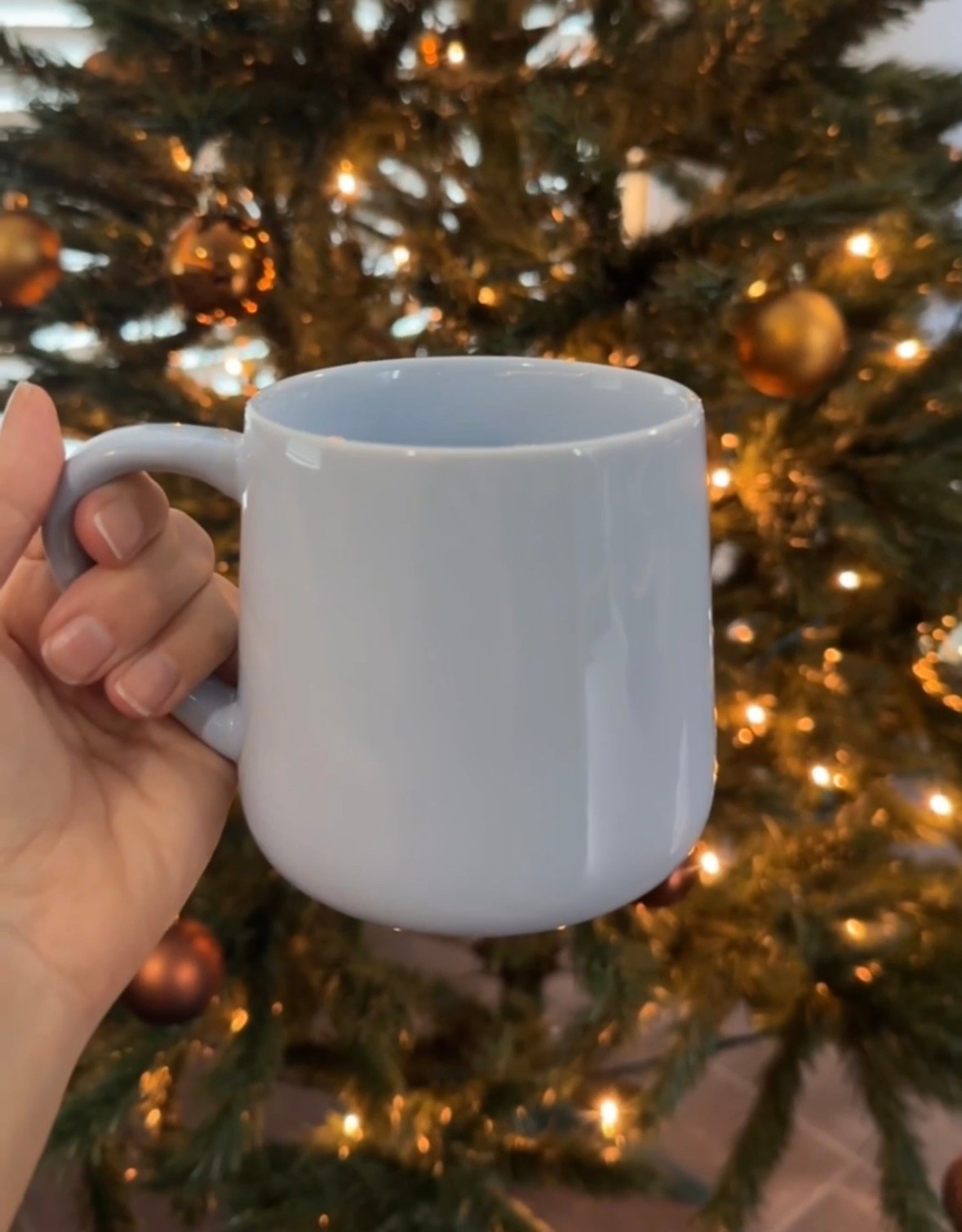Who doesn’t love a nice mug!??? 18oz ceramic mug that comes in ALL the colors!  🤩🤩 
I have a few of them 😉
These would be great as gifts too! ♥️♥️
#amazon #coffeemug #teamug #hotcocoamug #mug #giftideas #like #comment #save #share #follow 

#LTKHome

#LTKmomlife #LTKHome #LTKFindsUnder50