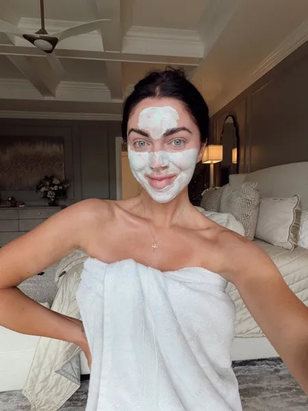 Self care moment! Linking some of my favorite beauty and wellness finds🫶🏼 

Summer, skin care, sunscreen, multivitamins, medicube mask, shower, spa, self care, Katy roach, livingmybeststyle 

 #LTKmorningroutine #LTKselfcare #LTKBeauty