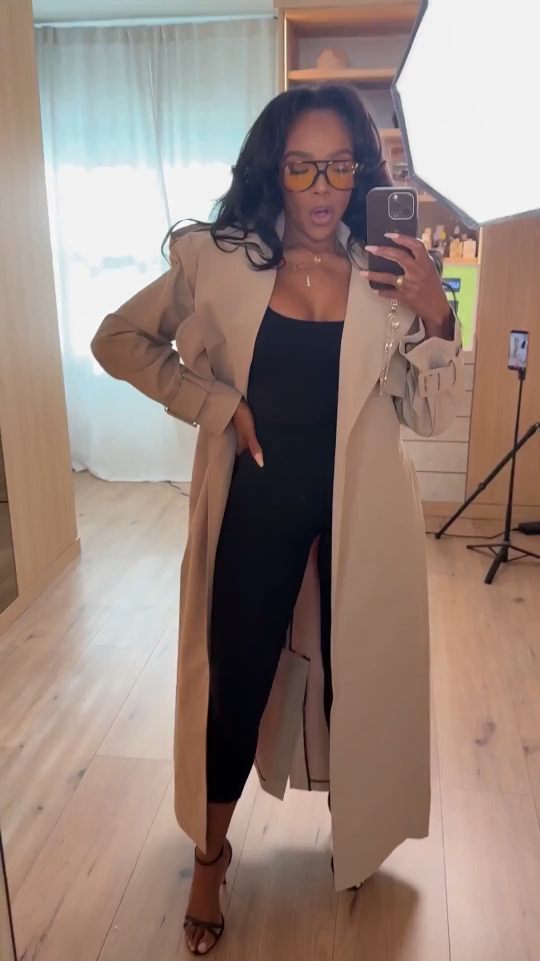 Scroll to shop this off-duty athleisure look 🖤

A fitted black set paired with a lightweight open button-down is one of those effortless combos you can throw on and still look put together—perfect for mixing and matching so your cost per wear keeps dropping over time.


