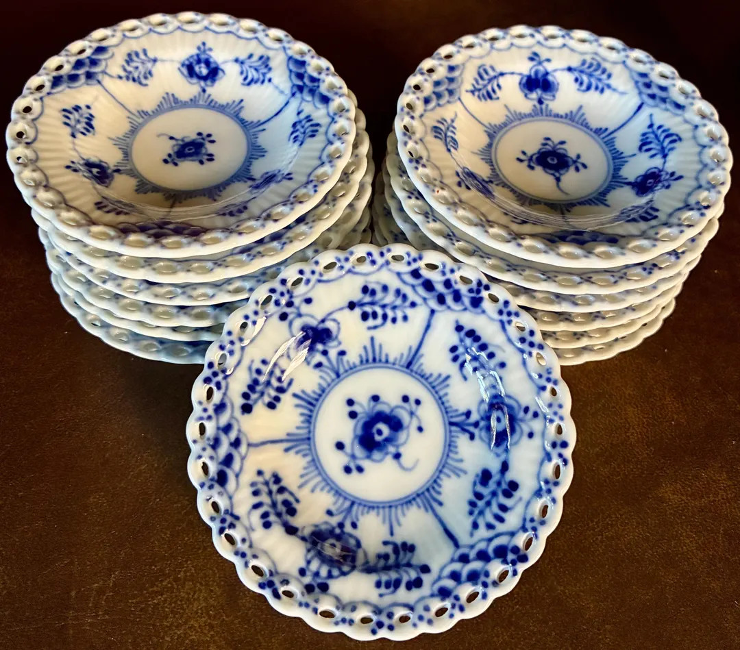 Royal Copenhagen Blue Fluted Full Lace Butter Pat #1004 | Hand-painted Danish Porcelain - Etsy | Etsy (Global)
