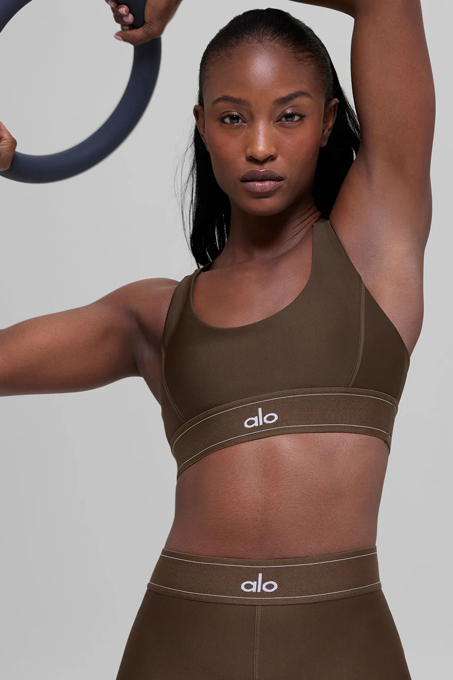 ALO | Airlift Suit Up Bra in Espresso Brown, Size: 2XS | Alo Yoga (US)