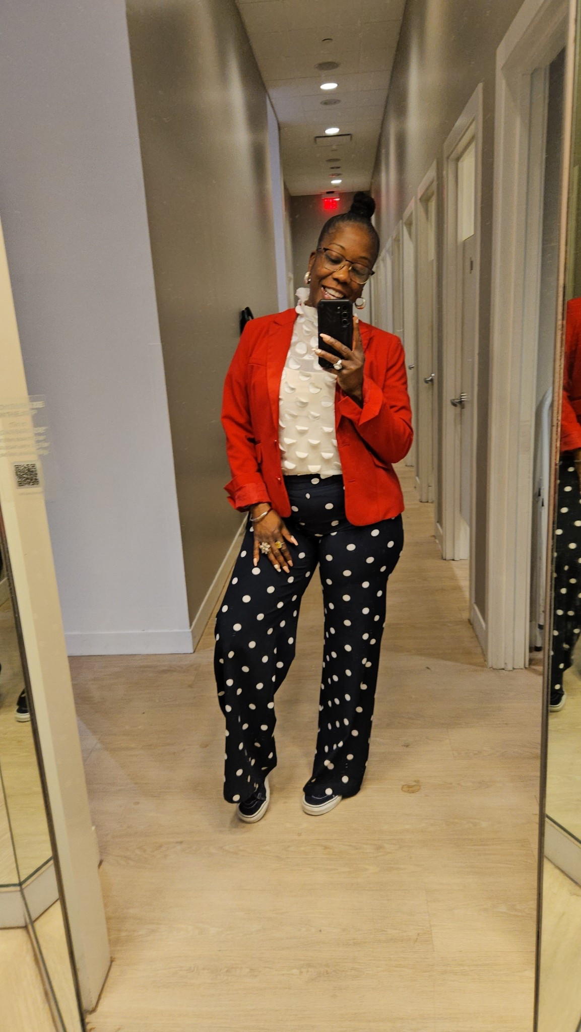 Got Style? 
.
You can never go wrong with a Red Blazer. 
.
Blazer Size Medium 
Pants Size Medium

#LTKMidsize #LTKStyleTip #LTKWorkwear