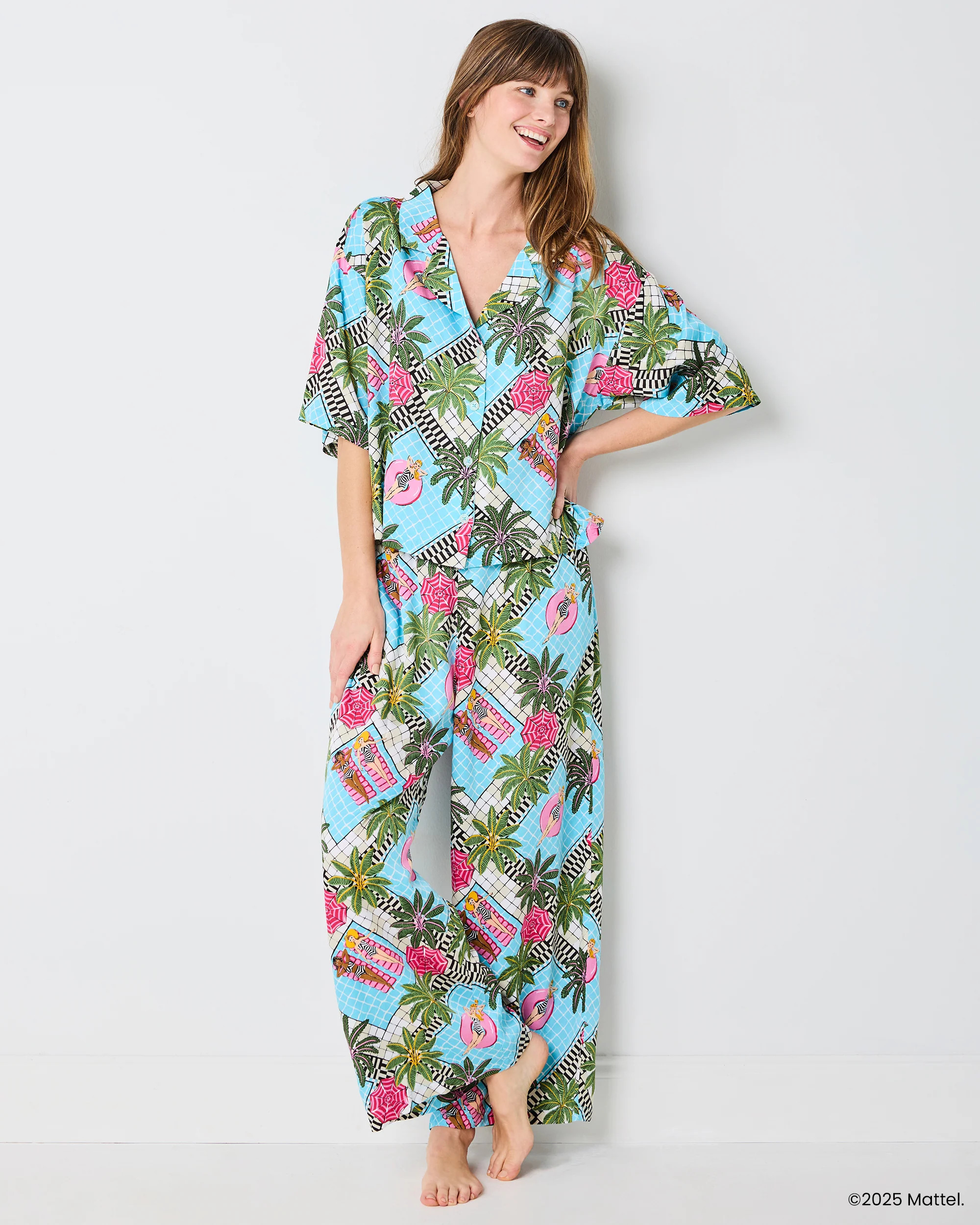 Barbie™ + Printfresh Retro Relaxation - Petite Satin Wildest Dreams Se | Printfresh