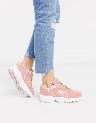 New Balance 452 chunky trainers in pink | ASOS UK